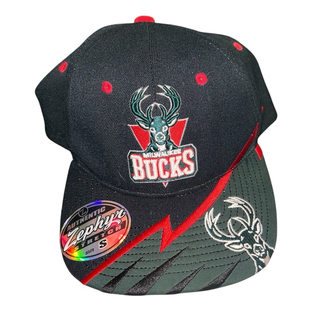 Milwaukee Bucks Zephyr Z Fit Hat Size S 2000s Y2K NBA Deer Logo Lightning Rare